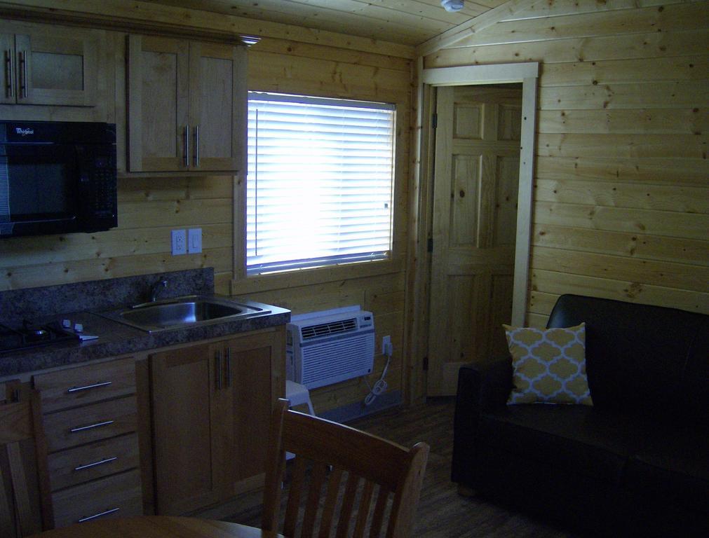 Lake Minden Camping Resort Cottage 2 Nicolaus Zewnętrze zdjęcie